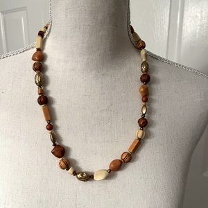 Pretty brown tone necklace